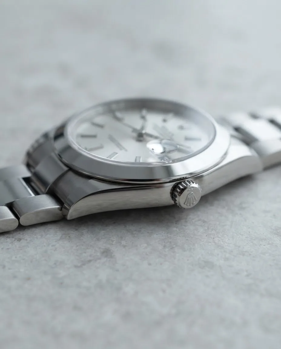 Illustrative render — reading the listing of the Rolex Datejust 41 (steel, smooth bezel, silver dial, Oyster bracelet)